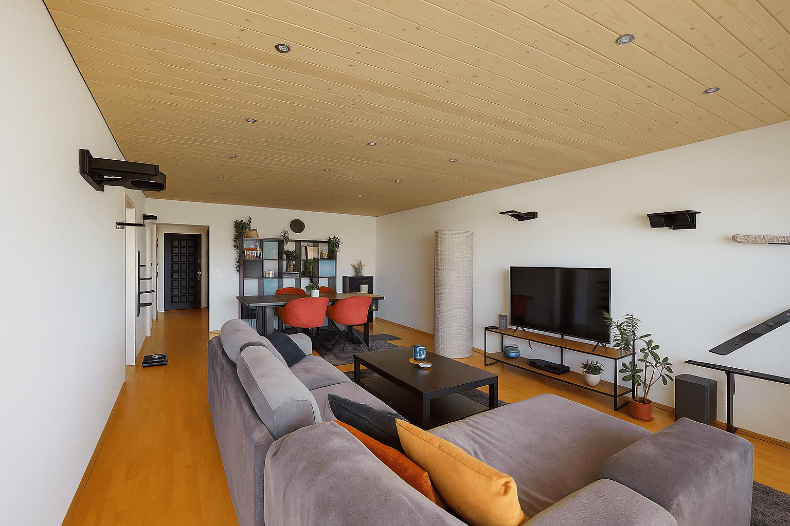 Balkon mit Markise in der Siedlerstraße 31, Garching – ImmoFerreira